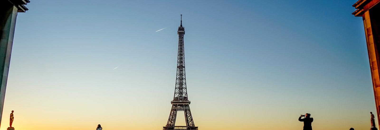 the eiffel tower